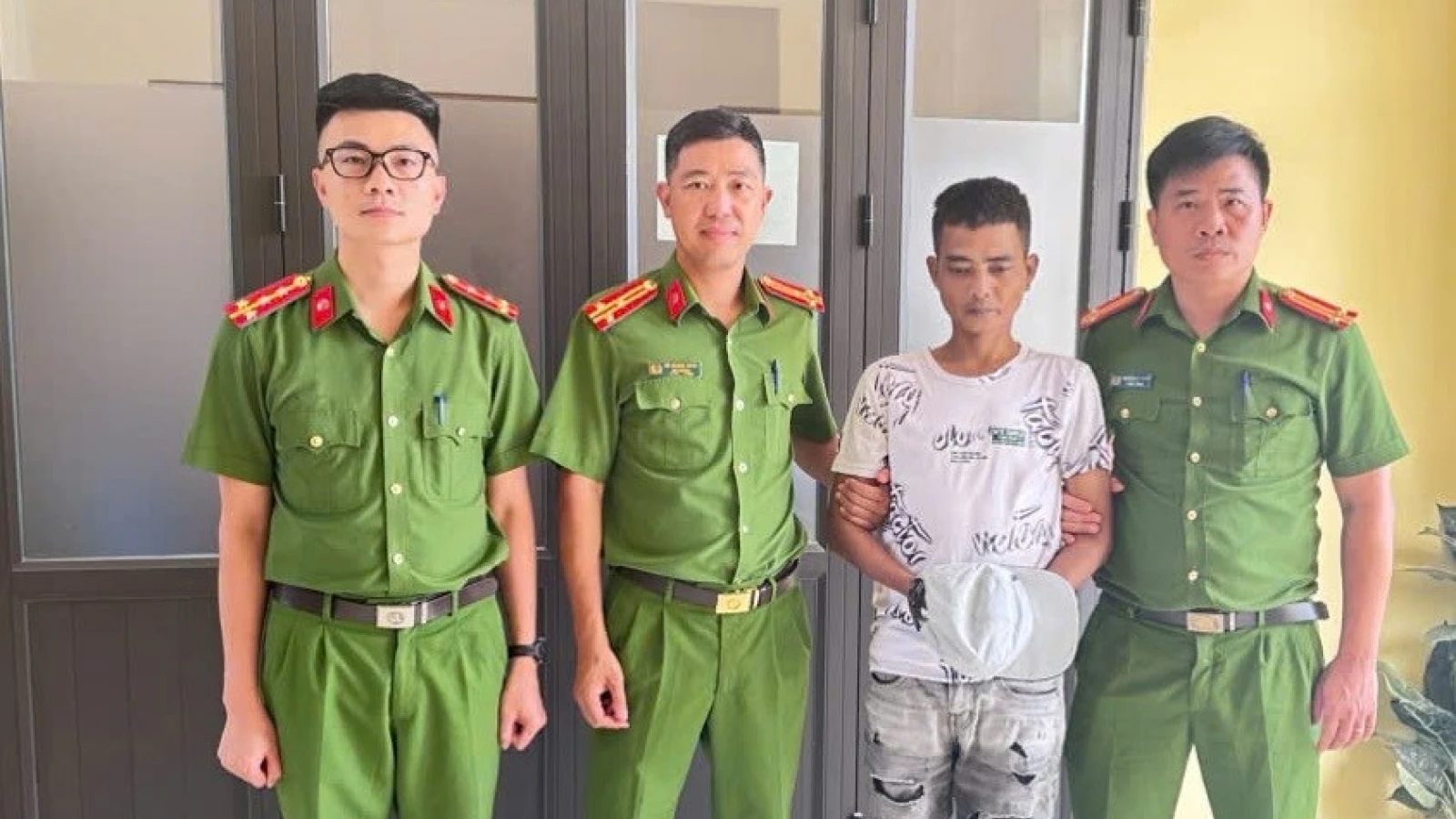 Bắt giữ đối tượng truy nã “đặc biệt” sau gần 6 năm lẩn trốn